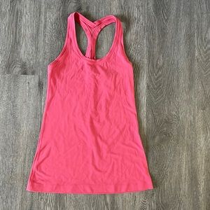 Lululemon tank